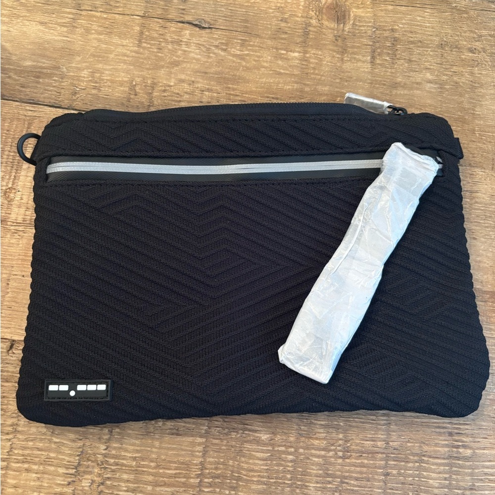4 Piece Go Dash Dot Set | Backpack. Crossbody Bag & 2 Additional bags. 13.3”H - Picture 12 of 15